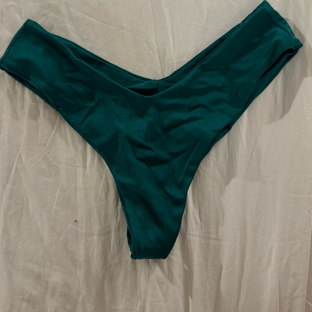Skatie Mandi Bottom- emerald green shimmer
